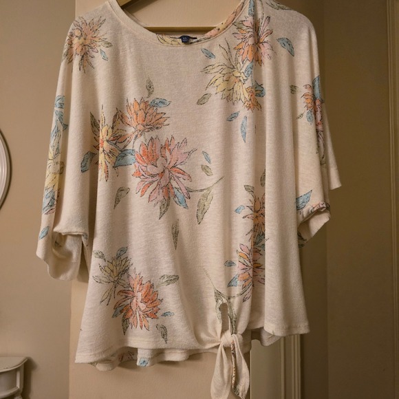 Democracy Tops - Democracy Womens‎ Plus Floral Tie Front Dolman Sleeve Top Cream Multi XL